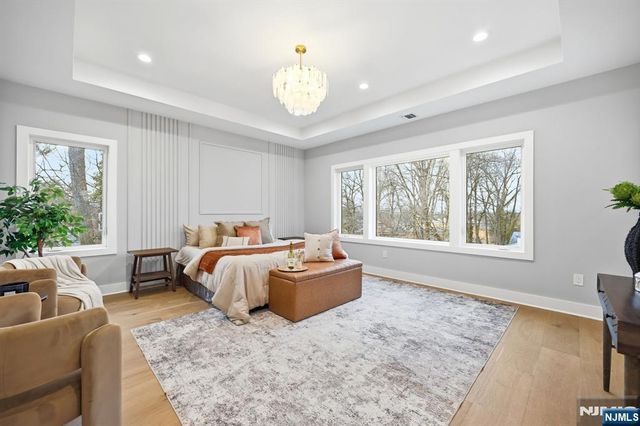 34 Crestview Hill Road, Livingston, NJ 07039
