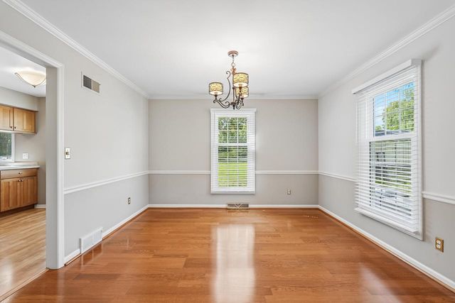 12525 N Woodland DRIVE, Mequon, WI 53092