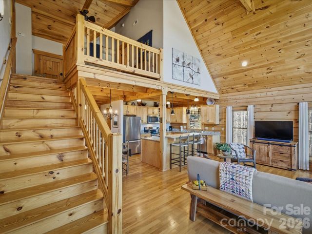 1016 Horizon Trail, Nebo, NC 28761