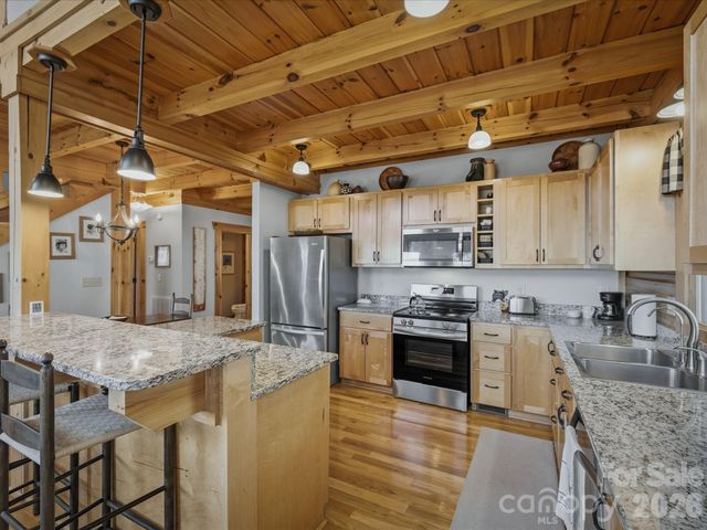 1016 Horizon Trail, Nebo, NC 28761