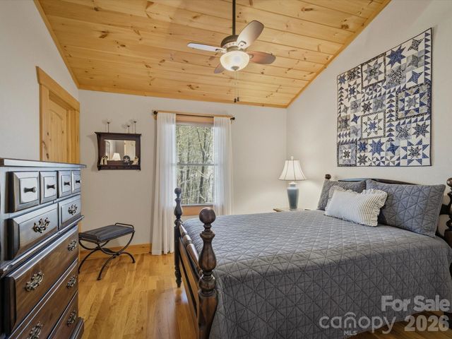 1016 Horizon Trail, Nebo, NC 28761