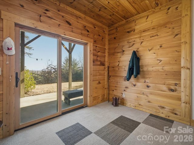 1016 Horizon Trail, Nebo, NC 28761