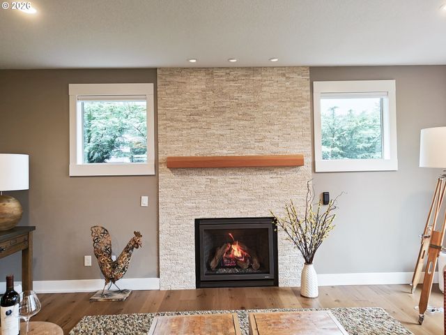 927 OAK St, Lake Oswego, OR 97034