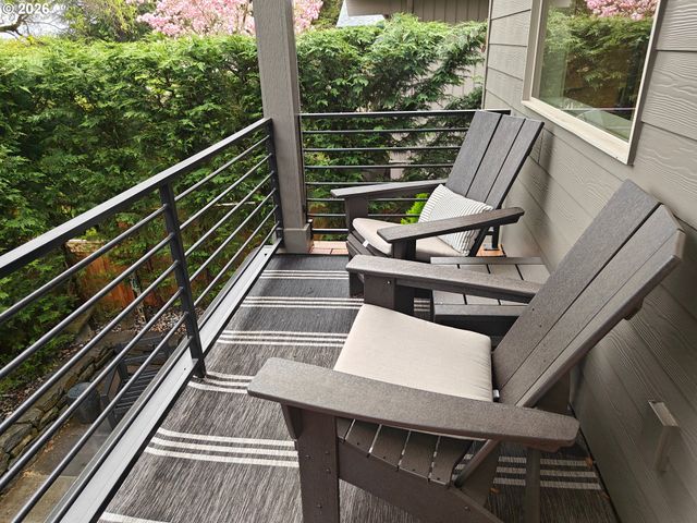927 OAK St, Lake Oswego, OR 97034