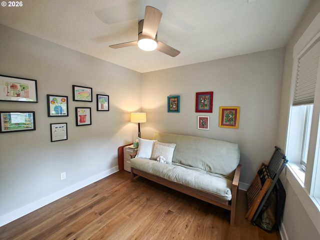 927 OAK St, Lake Oswego, OR 97034