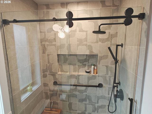 927 OAK St, Lake Oswego, OR 97034