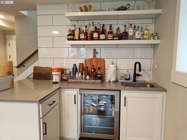927 OAK St, Lake Oswego, OR 97034