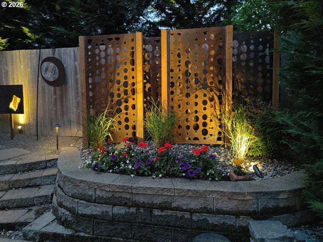 927 OAK St, Lake Oswego, OR 97034