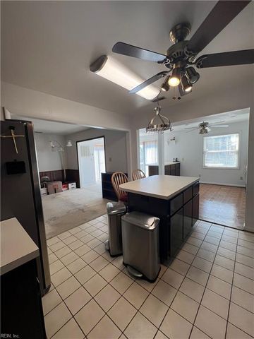 10 Zilber CT, Hampton, VA 23669