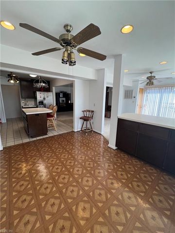 10 Zilber CT, Hampton, VA 23669