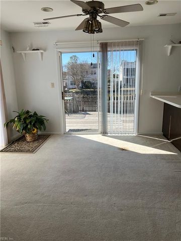 10 Zilber CT, Hampton, VA 23669