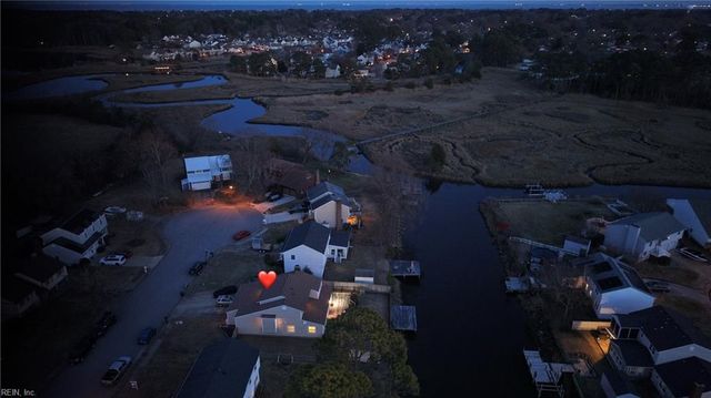 10 Zilber CT, Hampton, VA 23669