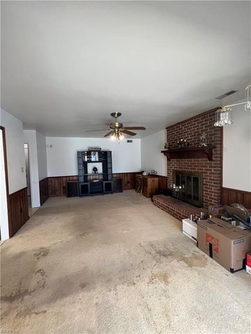 10 Zilber CT, Hampton, VA 23669