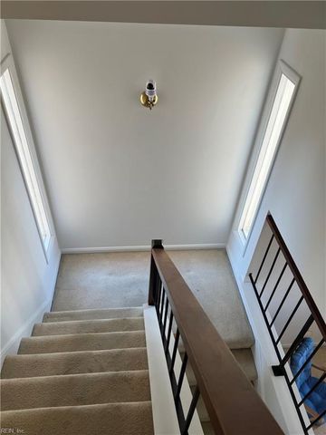 10 Zilber CT, Hampton, VA 23669