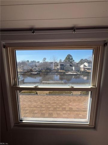 10 Zilber CT, Hampton, VA 23669