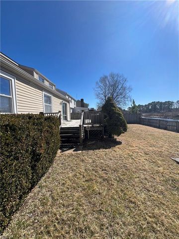 10 Zilber CT, Hampton, VA 23669