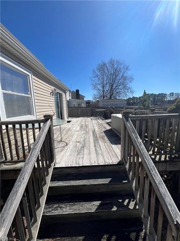 10 Zilber CT, Hampton, VA 23669