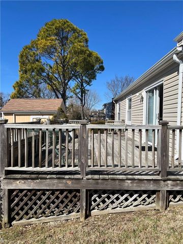 10 Zilber CT, Hampton, VA 23669