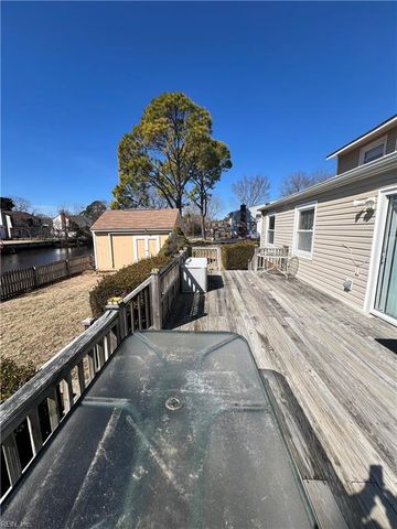 10 Zilber CT, Hampton, VA 23669