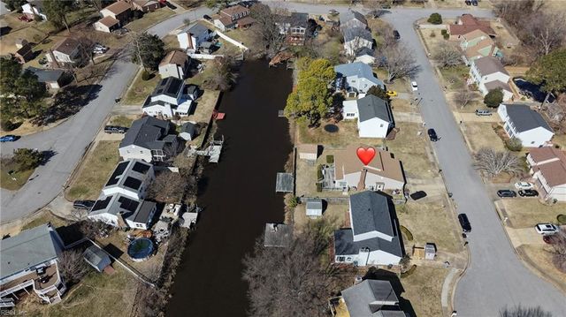 10 Zilber CT, Hampton, VA 23669