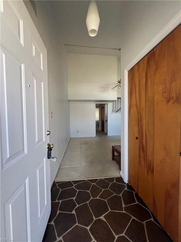 10 Zilber CT, Hampton, VA 23669