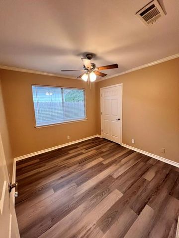 13330 Water Oak LN, Austin, TX 78729