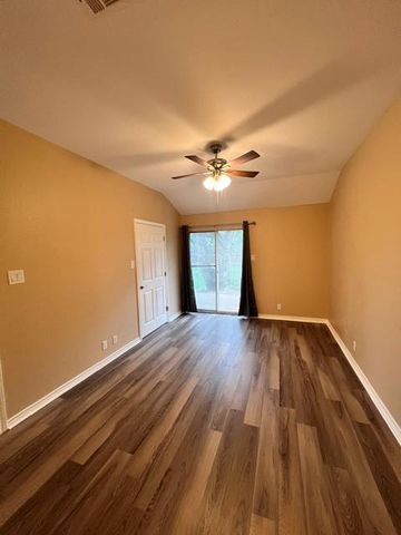 13330 Water Oak LN, Austin, TX 78729