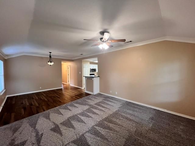13330 Water Oak LN, Austin, TX 78729