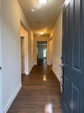 610 Dodson Lake Court, Fairburn, GA 30213