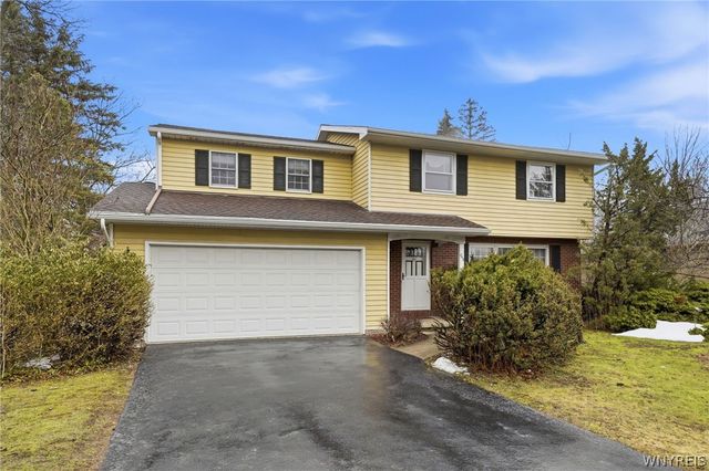 843 Robin Road, Amherst, NY 14228