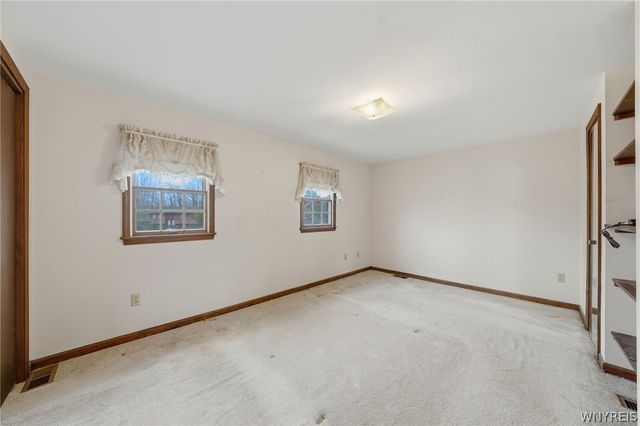 843 Robin Road, Amherst, NY 14228