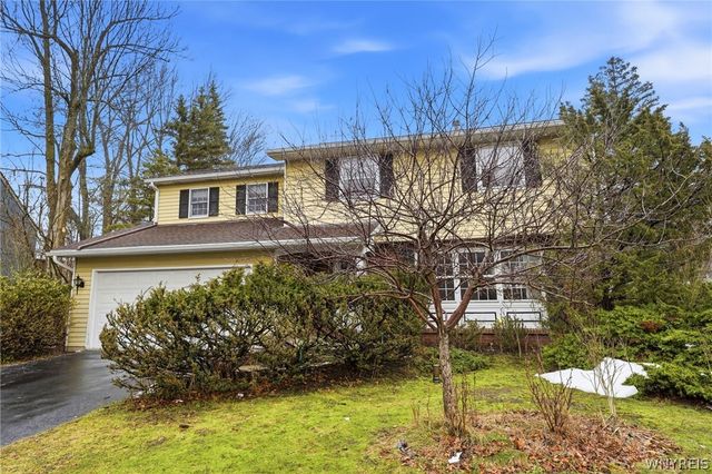 843 Robin Road, Amherst, NY 14228