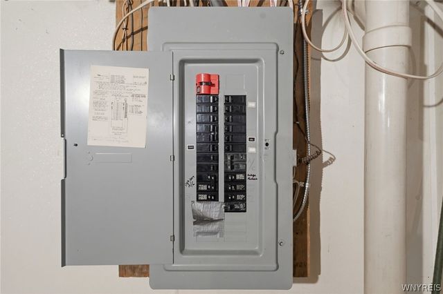 843 Robin Road, Amherst, NY 14228