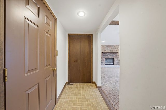 843 Robin Road, Amherst, NY 14228