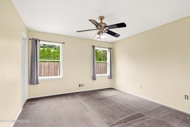 1817 3rd Avenue, Toms River, NJ 08757