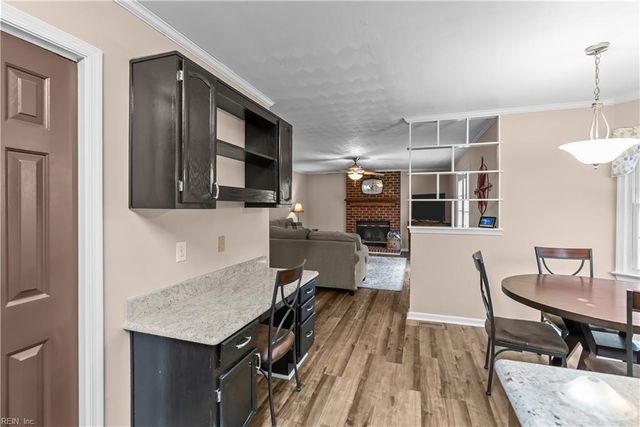 2433 Broadnax CIR, Chesapeake, VA 23323