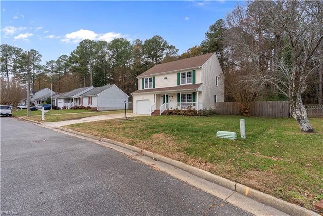 2433 Broadnax CIR, Chesapeake, VA 23323