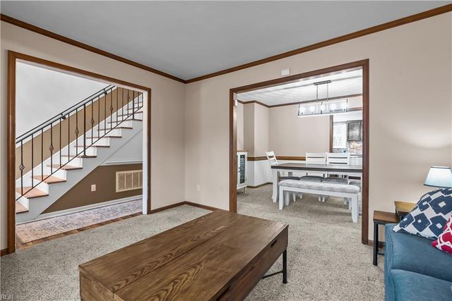 2433 Broadnax CIR, Chesapeake, VA 23323