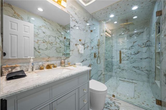493 Greg Drive SW, Lilburn, GA 30047