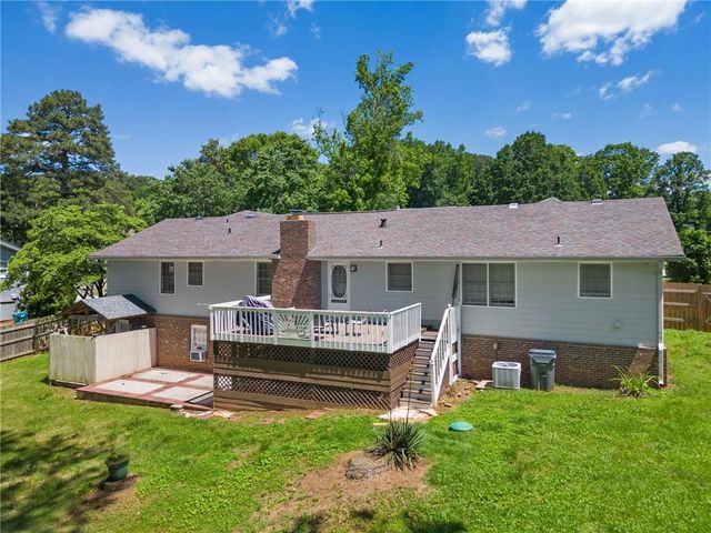 493 Greg Drive SW, Lilburn, GA 30047