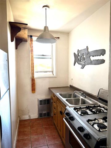 9002 63RD Drive 5C, Rego Park, NY 11374