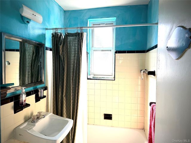 9002 63RD Drive 5C, Rego Park, NY 11374