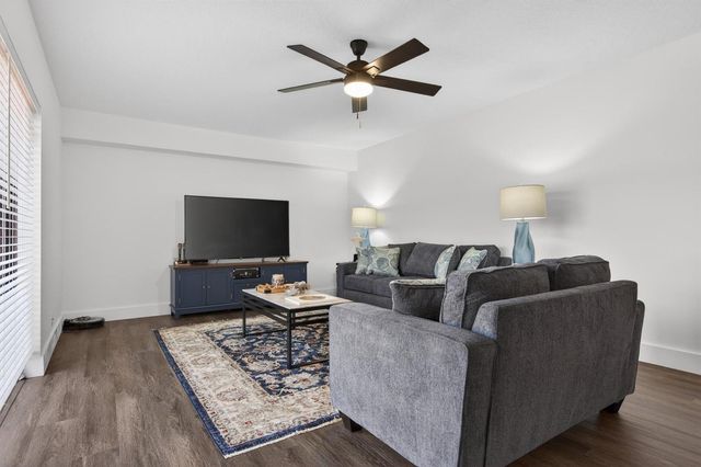 2937 SW 11th Place, Deerfield Beach, FL 33442