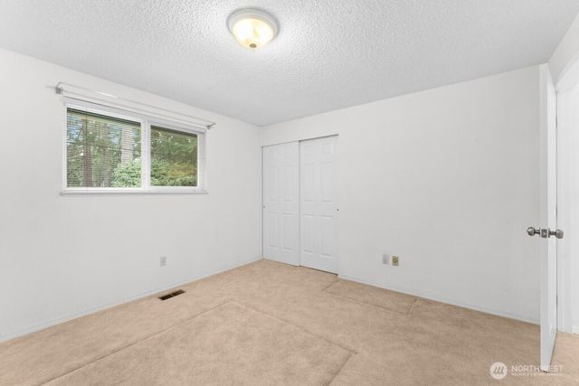 15714 64TH Avenue Ct E, Puyallup, WA 98375