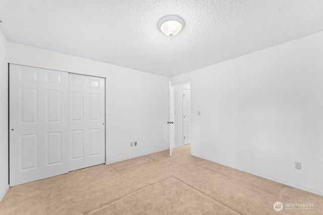 15714 64TH Avenue Ct E, Puyallup, WA 98375