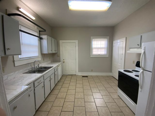 900 S Greenwood Avenue, Chattanooga, TN 37404