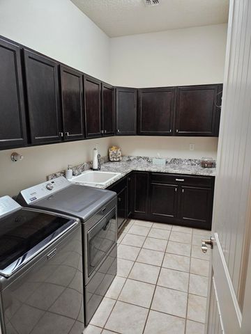 4118 Pico Norte Lane NE, Rio Rancho, NM 87124