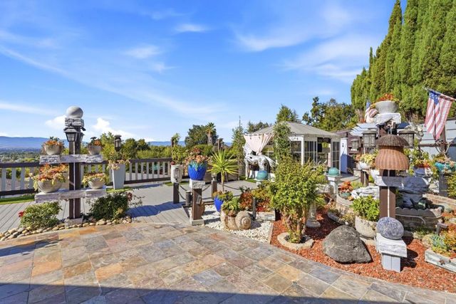 925 Dorel Drive, San Jose, CA 95132