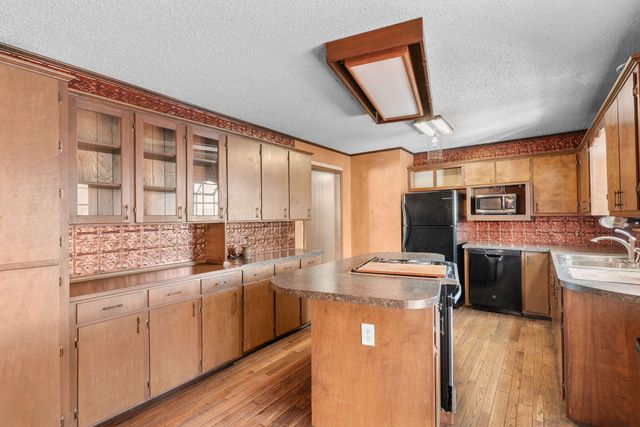 647 N Dana Avenue, Republic, MO 65738