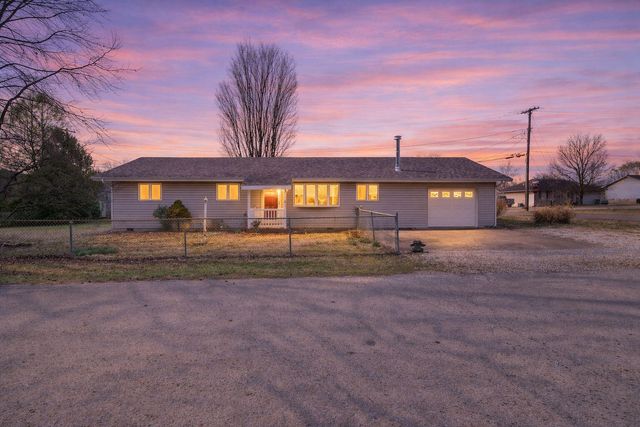 647 N Dana Avenue, Republic, MO 65738